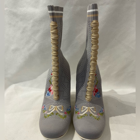 Fendi Boots - Picture 2 of 6